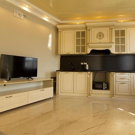 Residential Сomplex Central 270 อัลมาตี ภายนอก รูปภาพ