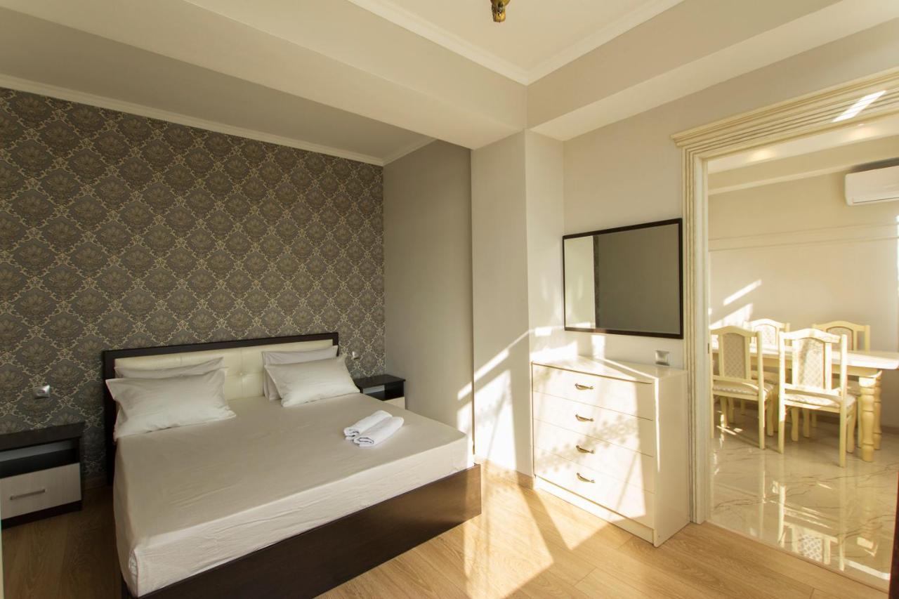 Residential Сomplex Central 270 อัลมาตี ภายนอก รูปภาพ