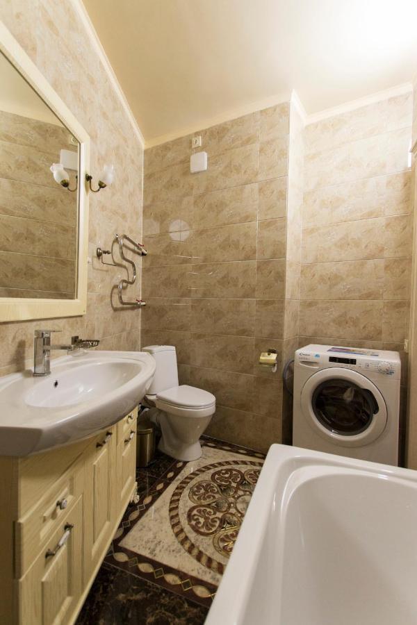 Residential Сomplex Central 270 อัลมาตี ภายนอก รูปภาพ